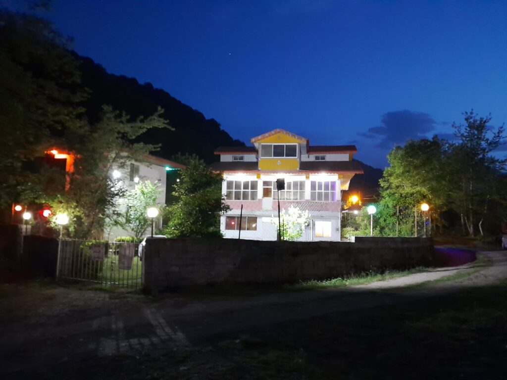 اقامتگاه روستایی